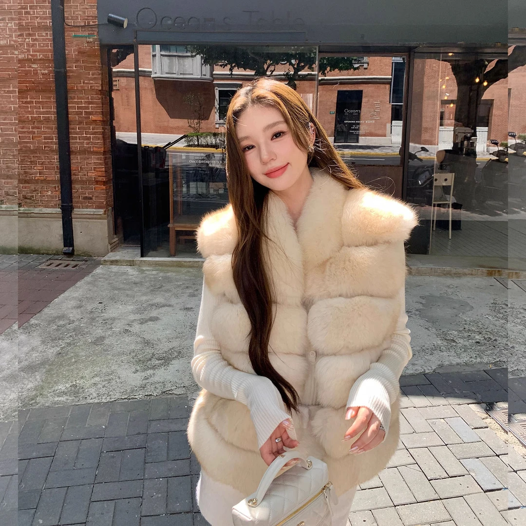 2025年秋冬新款狐狸毛皮草马甲短款外套女洋气年轻款皮毛一体背心