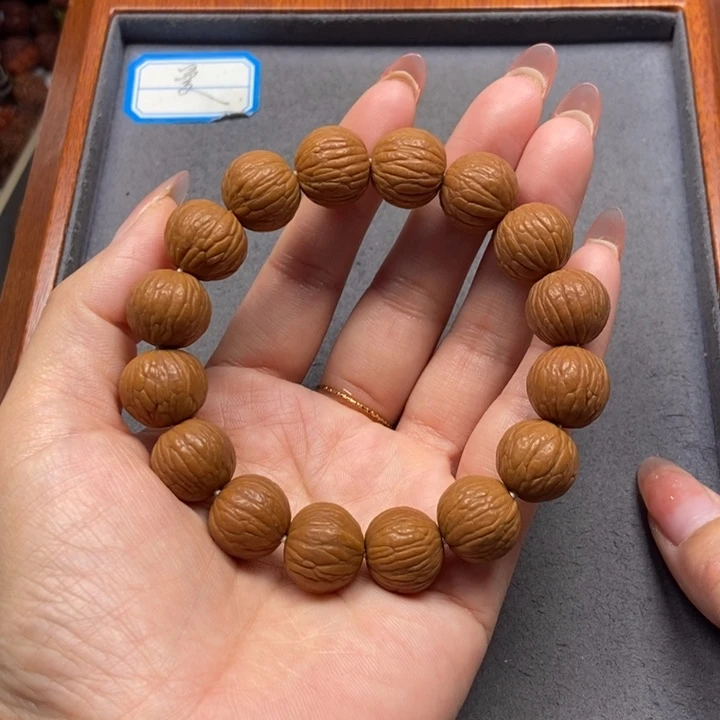 猴头核桃吊坠菩提