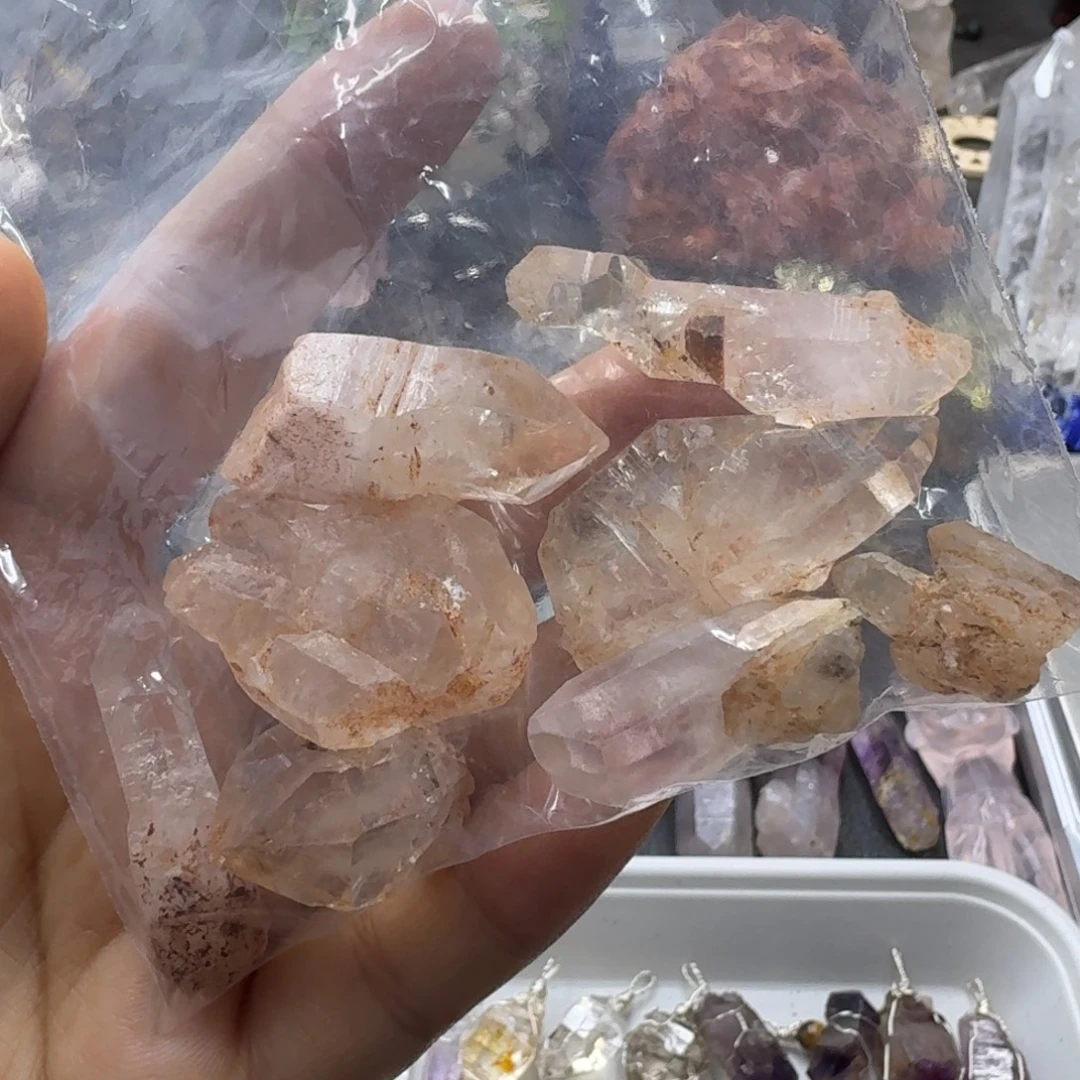 石材红泥骸骨八颗。。。