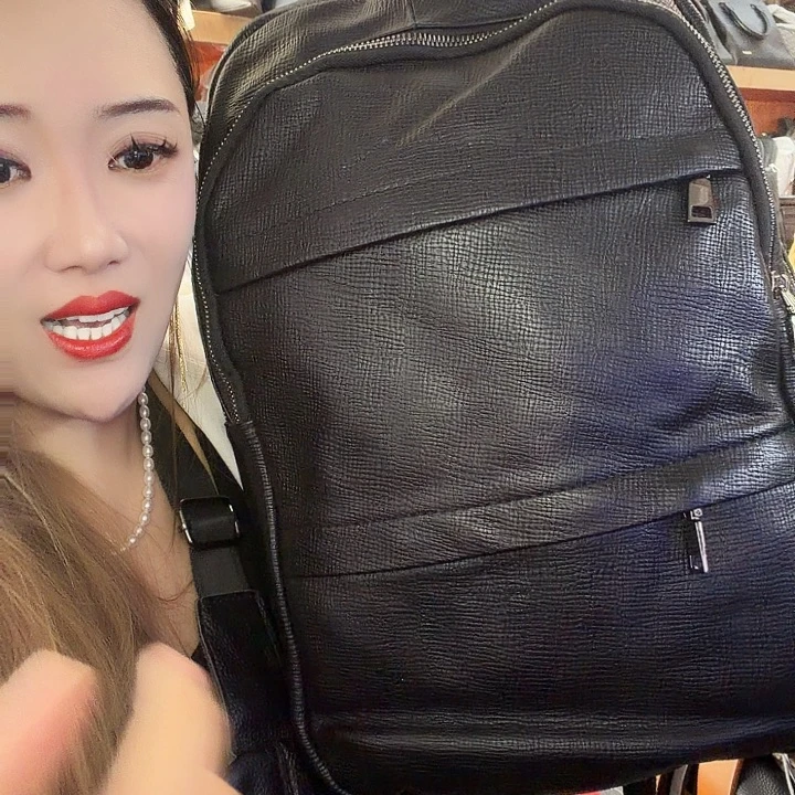 爱****牛皮（革）头层牛皮男士休闲