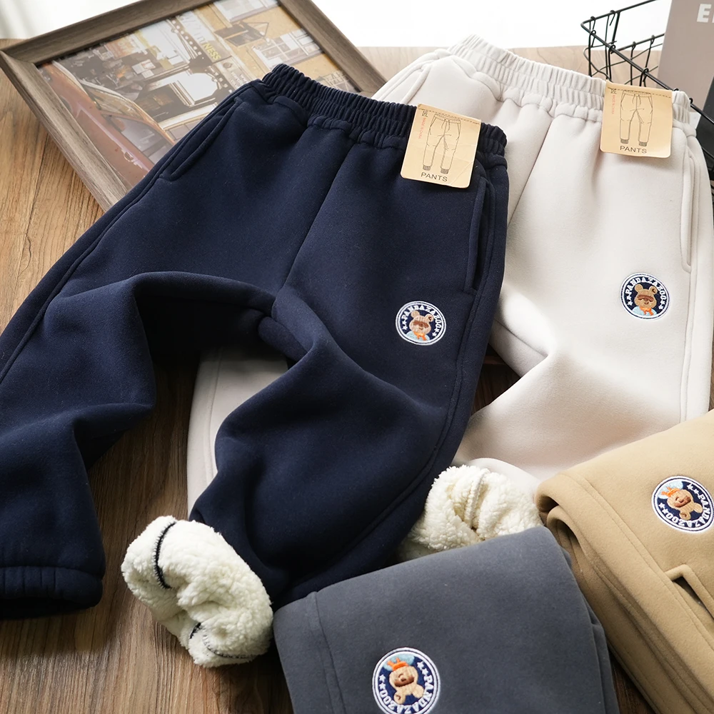 男童秋冬小熊刺绣防风加绒裤子中大童儿童加厚卫裤320-1