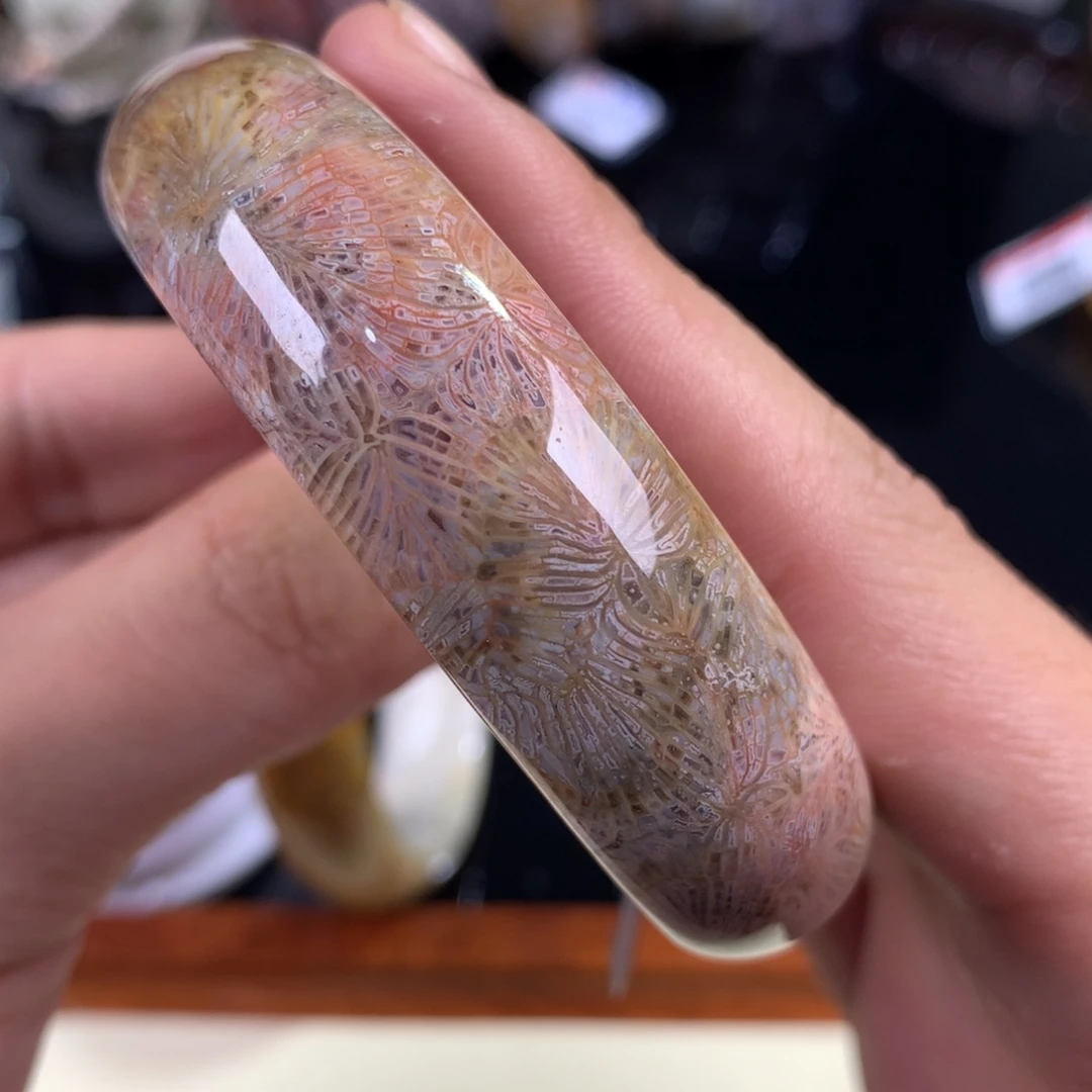 硅化珊瑚（珊瑚玉）未镶嵌吊坠(赠链)39号56.4圈粉凤尾