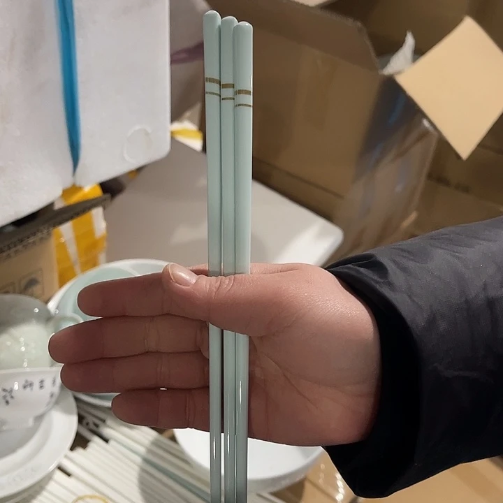 瓷片青色陶瓷筷子十双，包邮