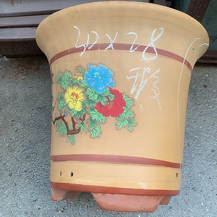 紫砂花盆紫砂的颜色和质地