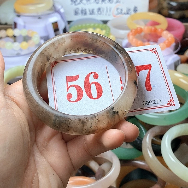 石英质玉（黄龙玉）未镶嵌手镯