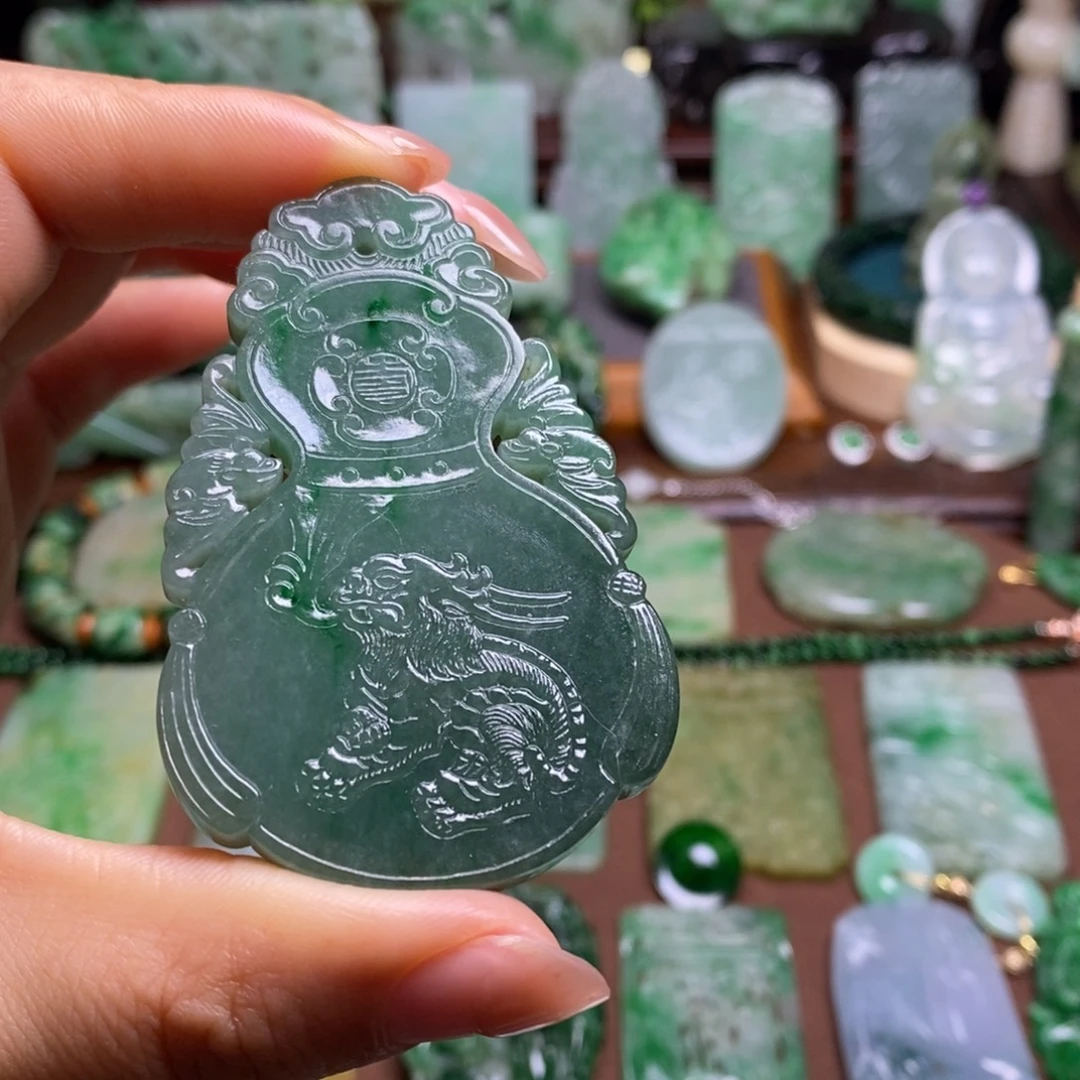 大***T翡翠未镶嵌挂件11111111111111