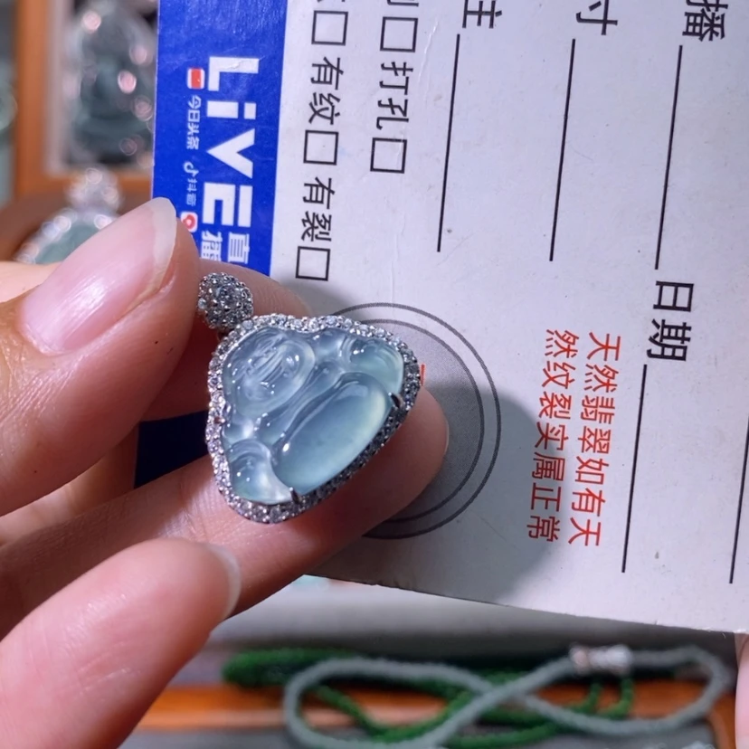 【闪购商品】颈饰银S925镶嵌翡翠