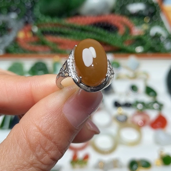 本***新和田玉（糖玉）银S925镶嵌戒指