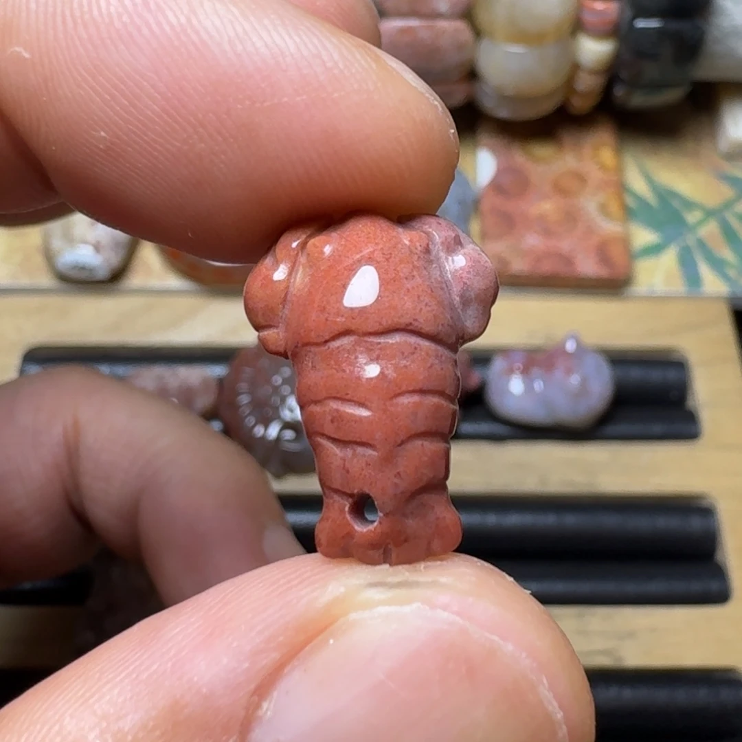 硅化玉小虾米未镶嵌