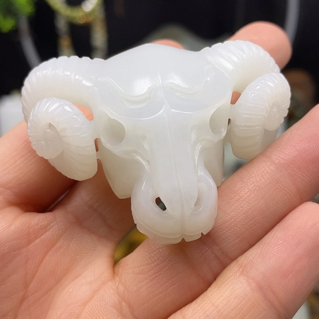 和田玉未镶嵌颈饰30