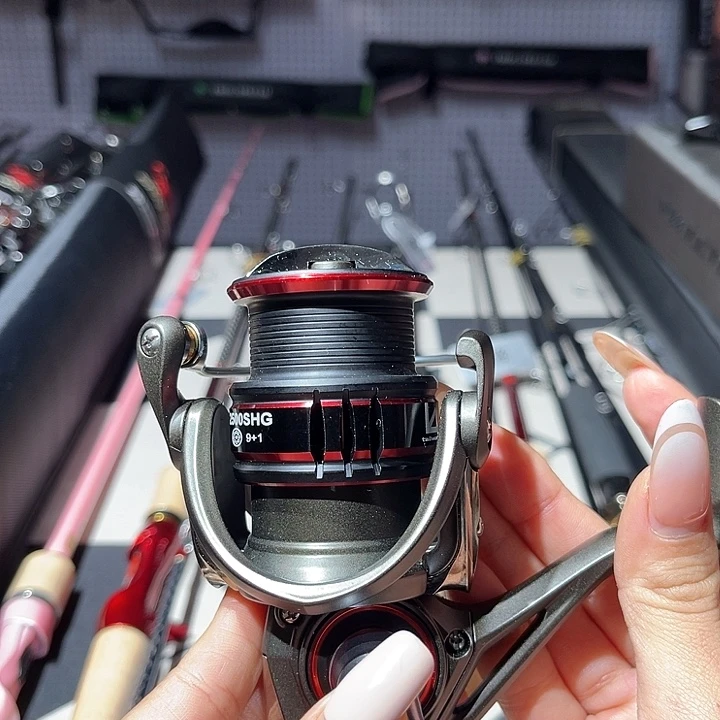 打*仔精品路亚轮2500