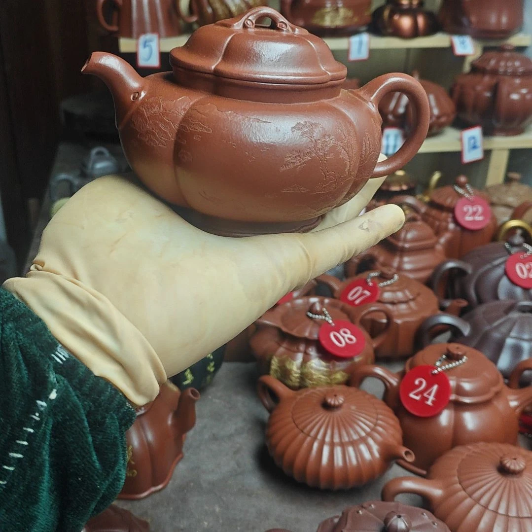 赵庄朱泥容量二佰左右