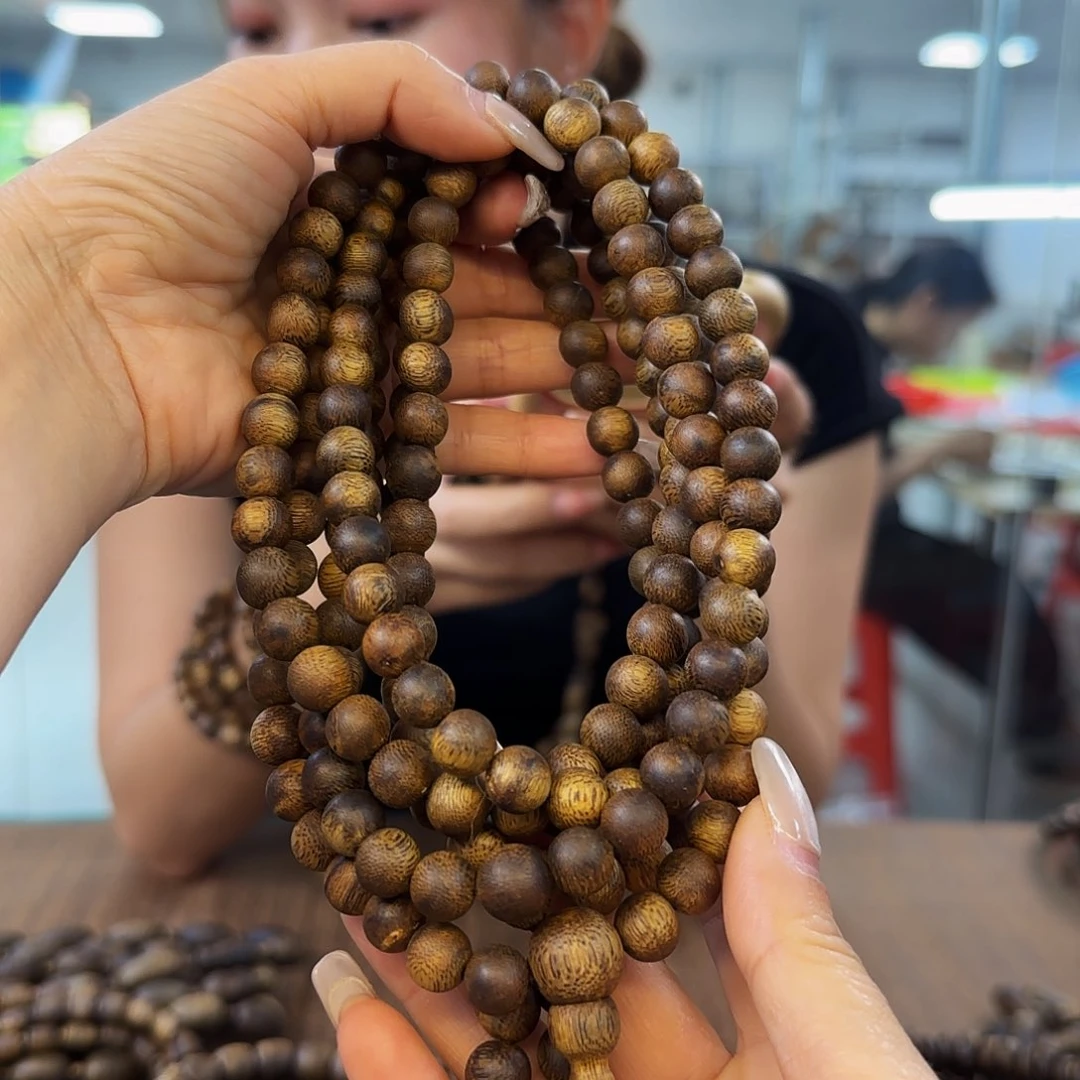 沉香手串多样性发货1条海南虫漏白棋99930