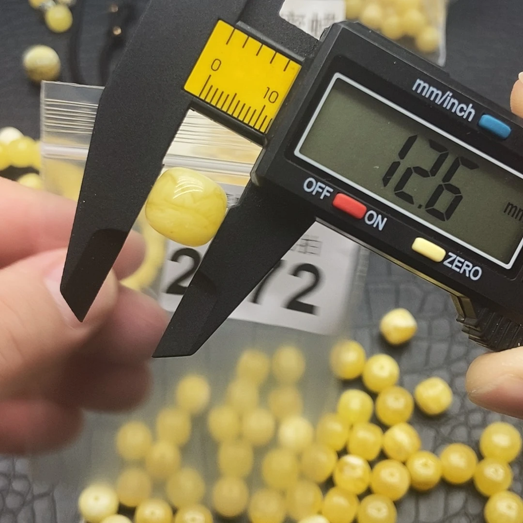 未镶嵌蜜蜡裸石2572