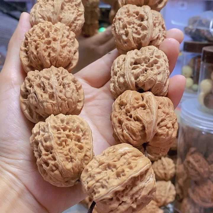 【闪购商品】文玩核桃把件39门墩手持黄油