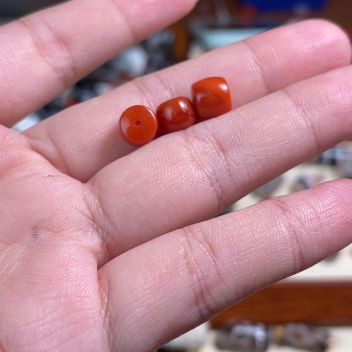 南红玛瑙未镶嵌颈饰45
