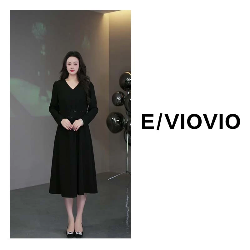 莉莉定制轻奢女装冬季新款气质优雅时尚精致轻奢显瘦连衣裙ZB6470