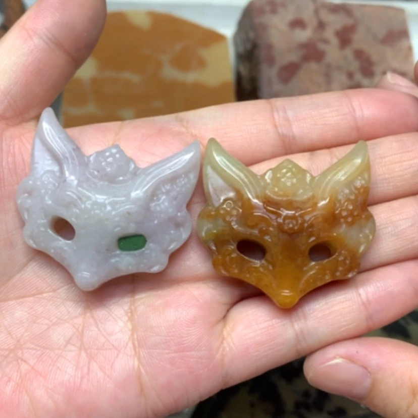 【闪购商品】未镶嵌手镯石英岩玉狐狸面具一个