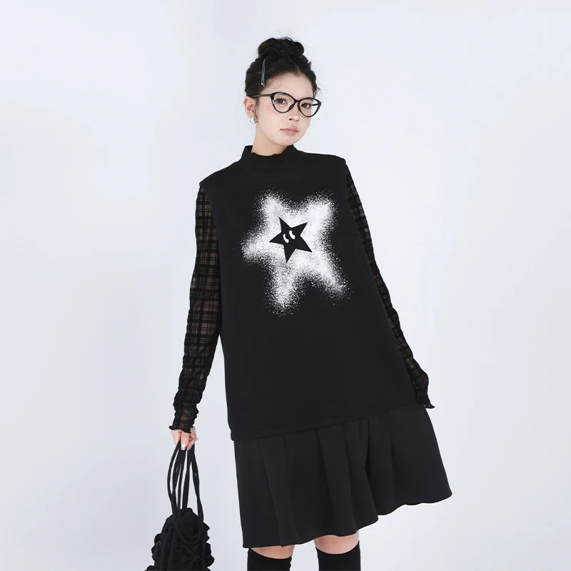 嬉游记原创2024秋新款拼接无袖直筒小黑裙女小个子短款叠穿连衣裙