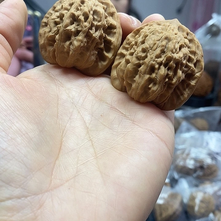 把件文玩核桃41霞云岭