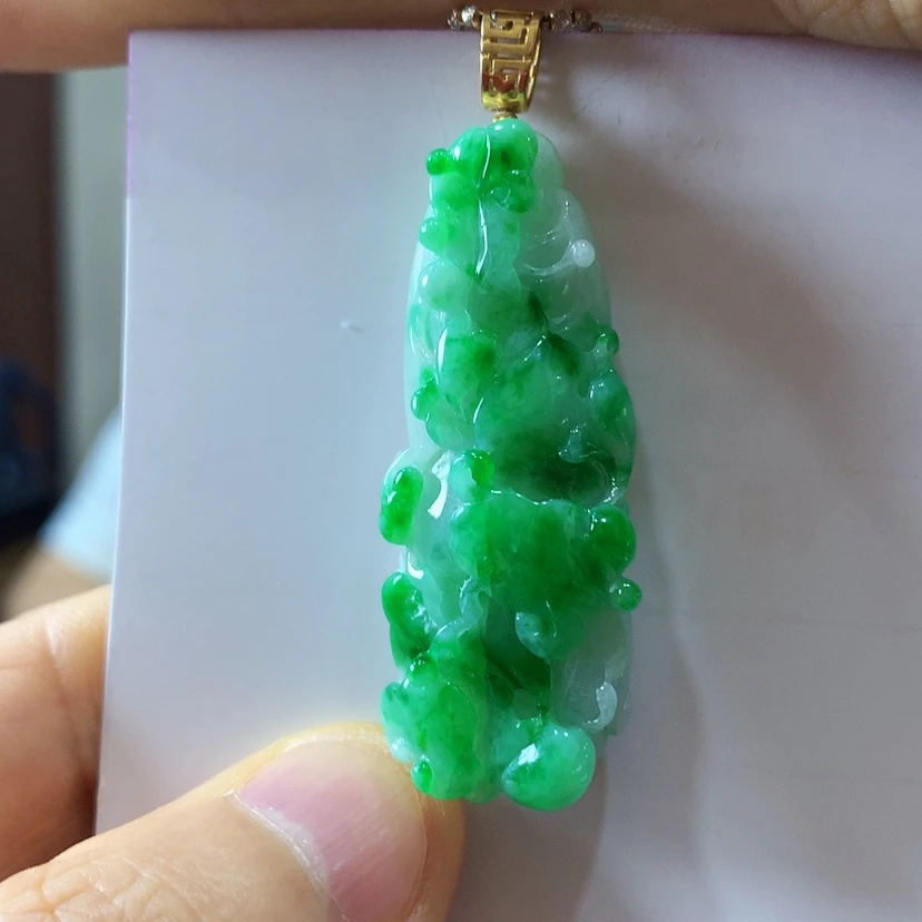 【闪购商品】吊坠(不含链)18K金镶嵌翡翠