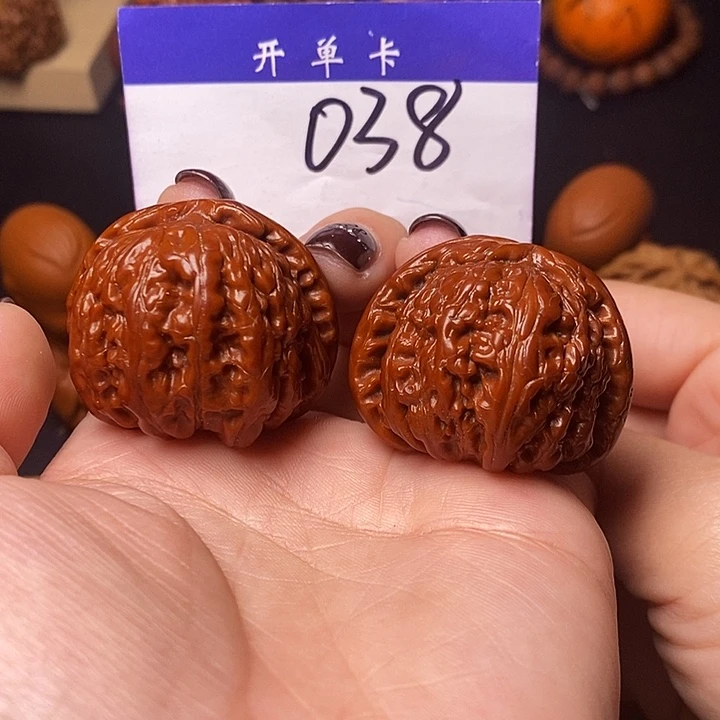 吊坠桃核文玩核桃白狮子38做旧n
