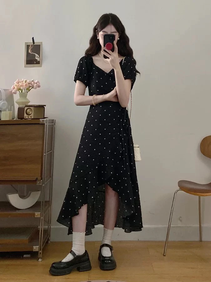 夏季红色波点不规则裙摆掐腰显瘦气质连衣裙1908芊