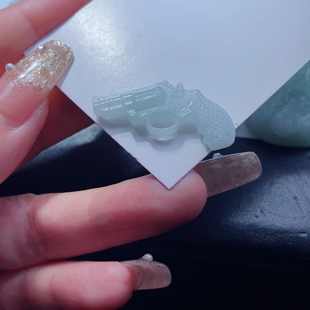 定制翡翠未镶嵌翡翠