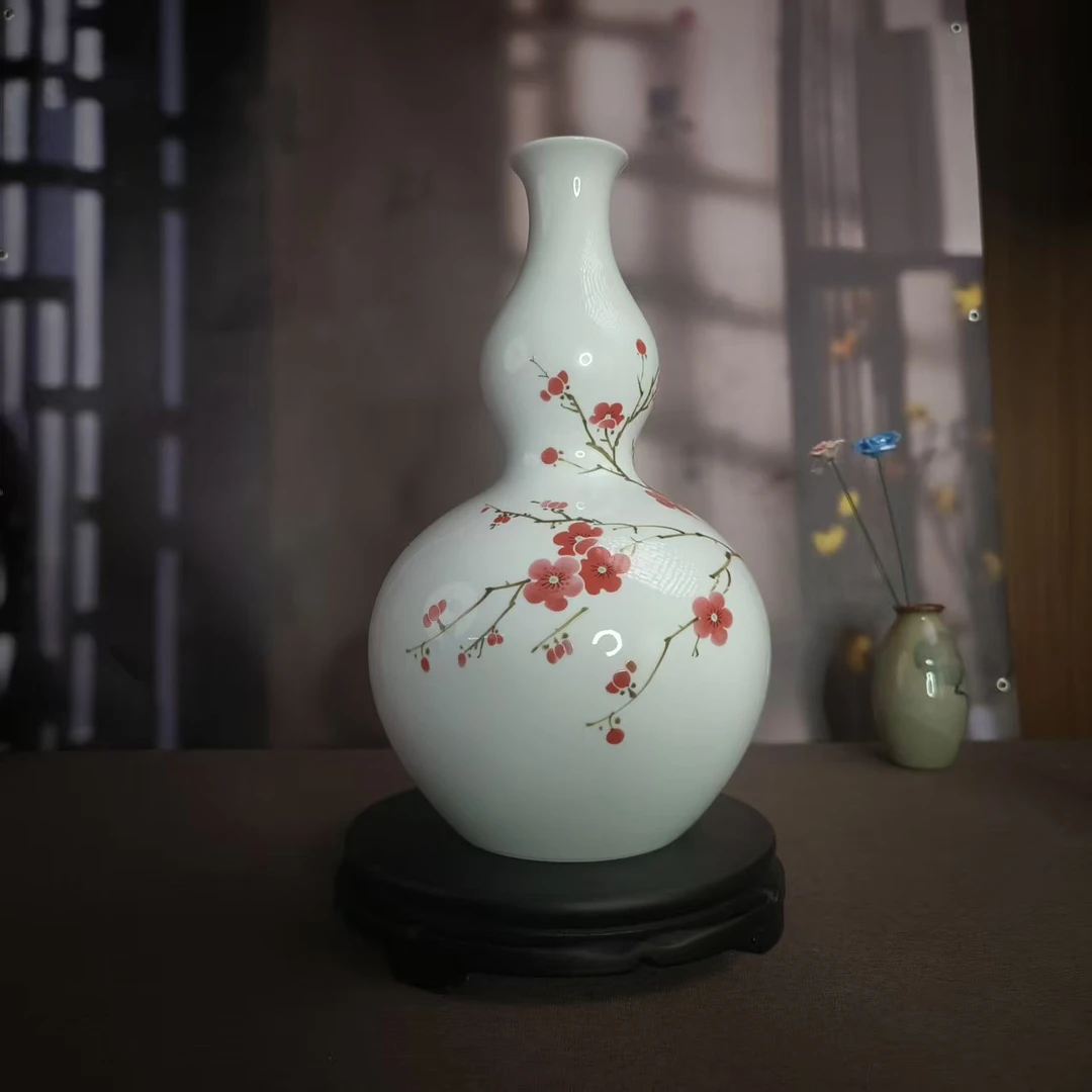 【百善瓷业】翠竹红梅纯白葫芦瓶