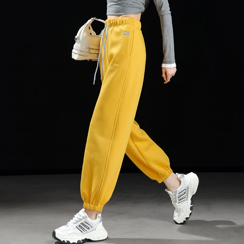 柠檬黄美式束脚卫裤女2025新款春秋休闲运动裤女小个子九分哈伦裤