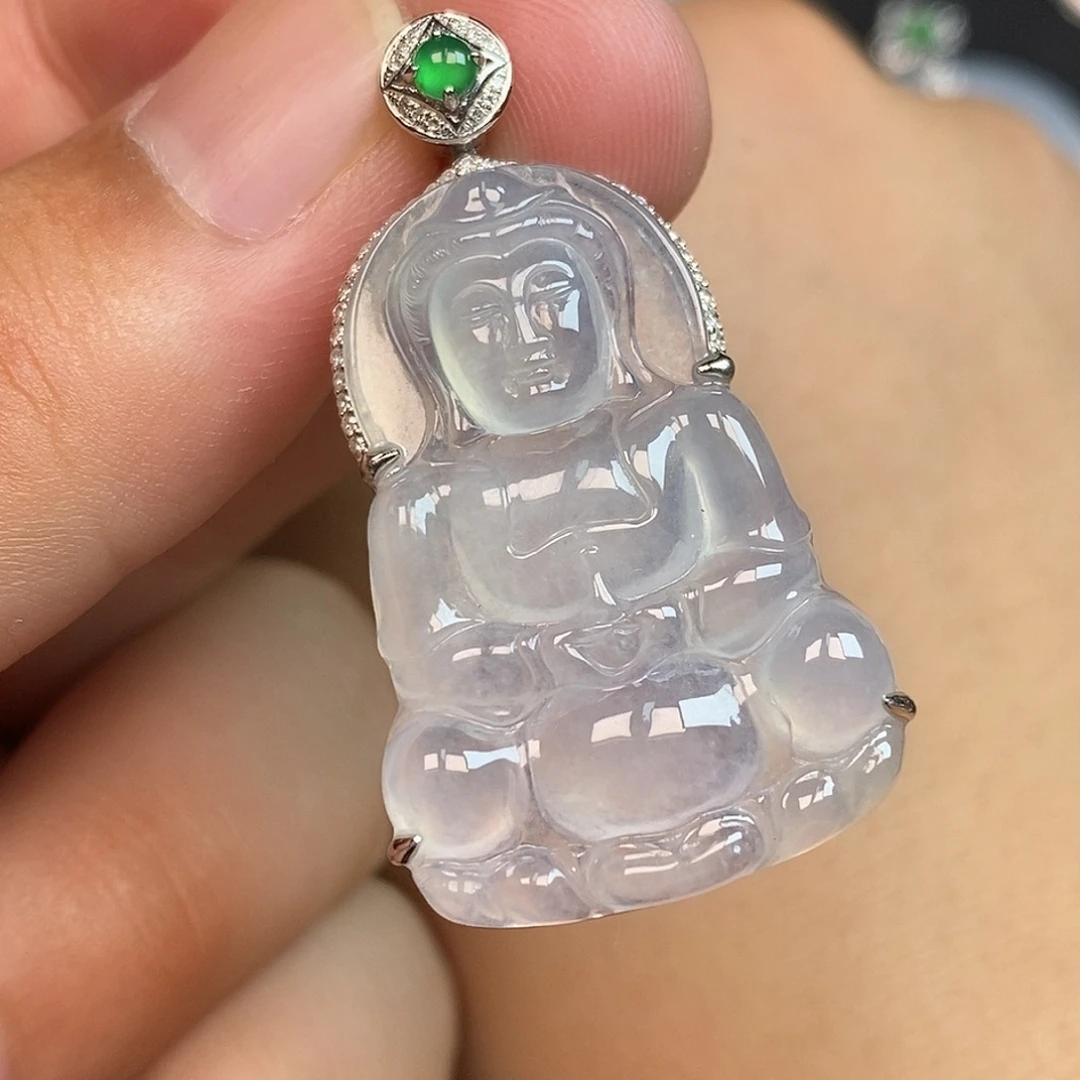 翡翠18K金镶嵌颈饰观音