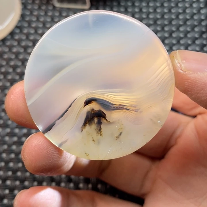 玛瑙/玉髓颈饰未镶嵌明*