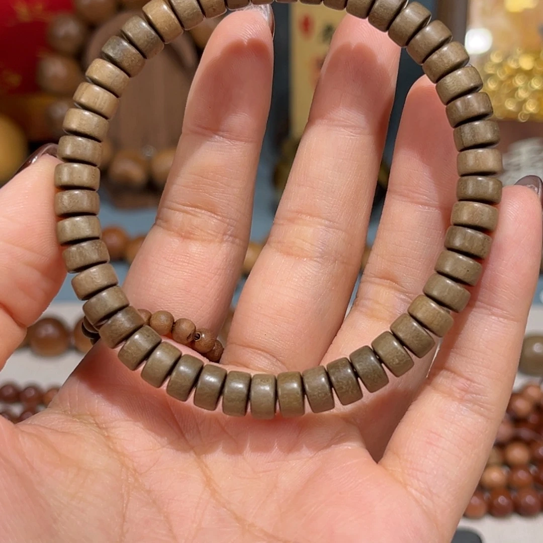 颡***易手串/手链檀香木全品阴沉片片珠单圈0.4✖️0.7