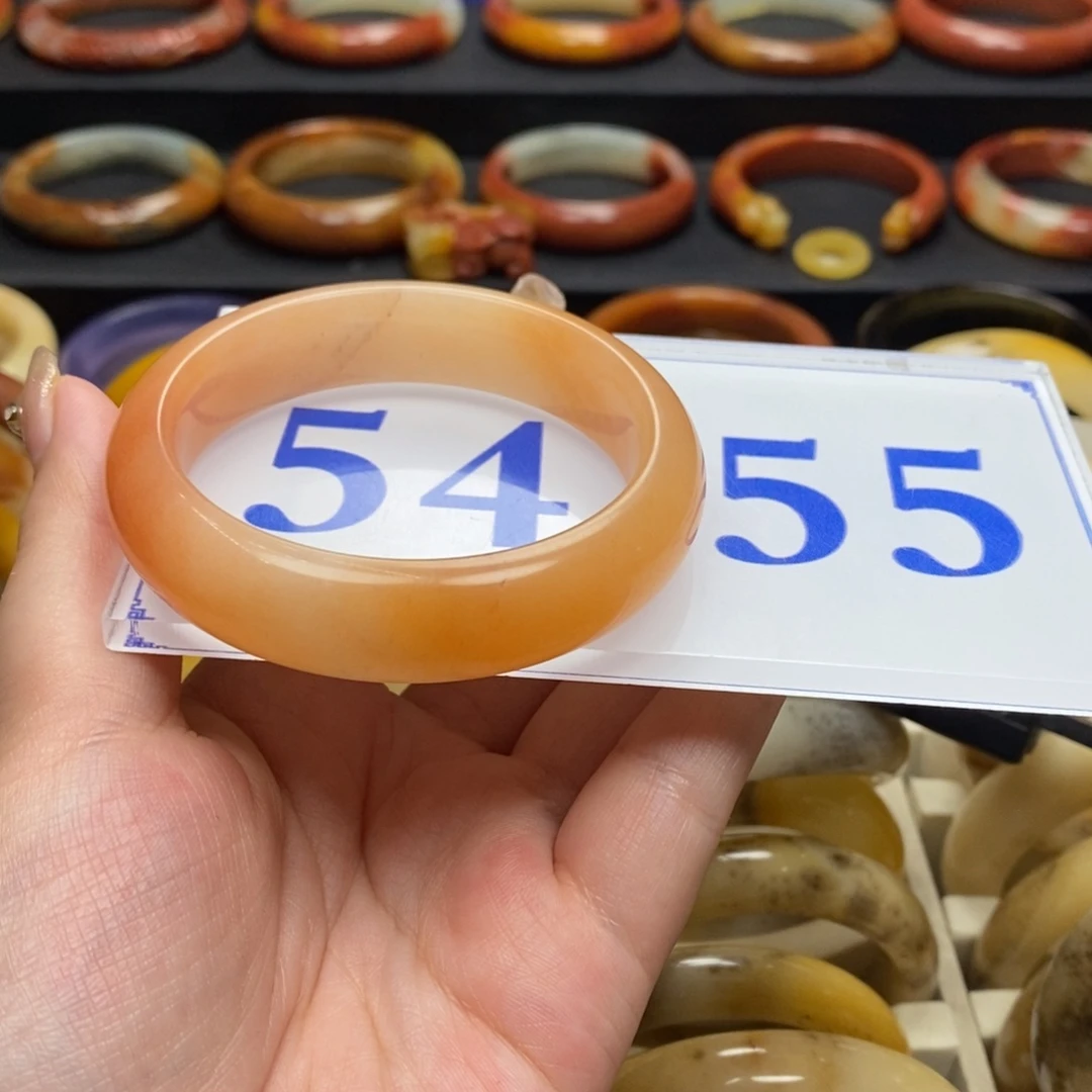 石英质玉（黄龙玉）手镯未镶嵌