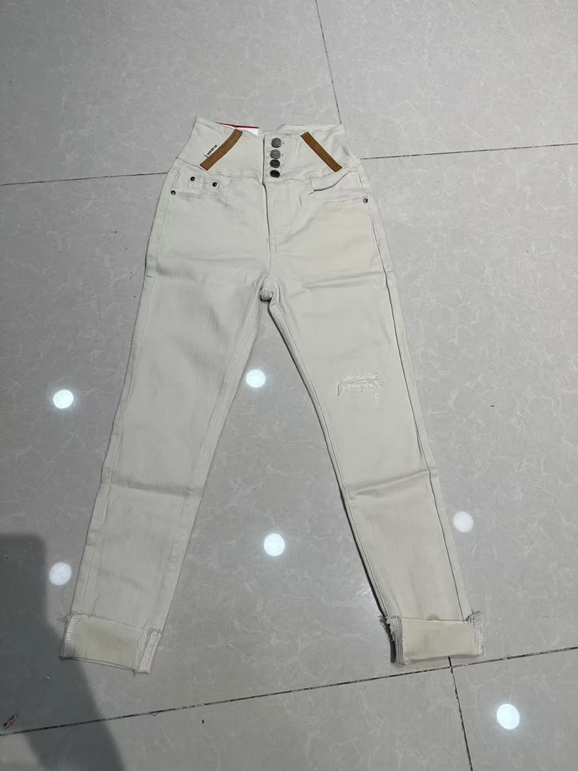 5517-2春季新款小脚牛仔裤