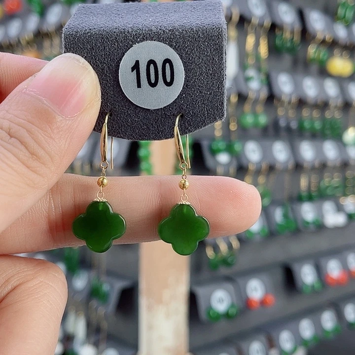 18K金镶嵌和田玉耳饰