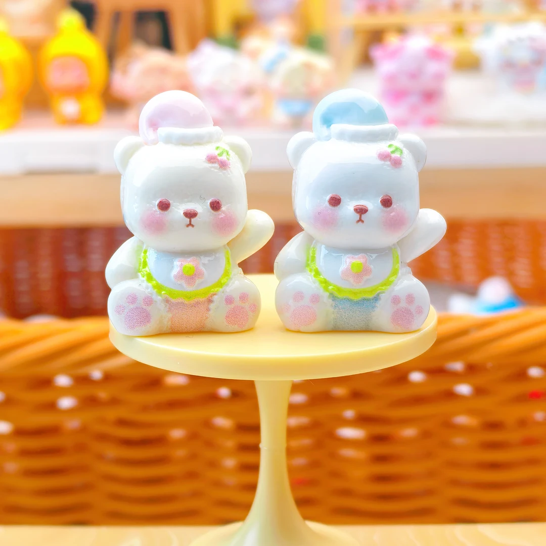 【雨的创意-睡衣利娜熊定制款】定制卡通环保树脂贴片小卡背切配件