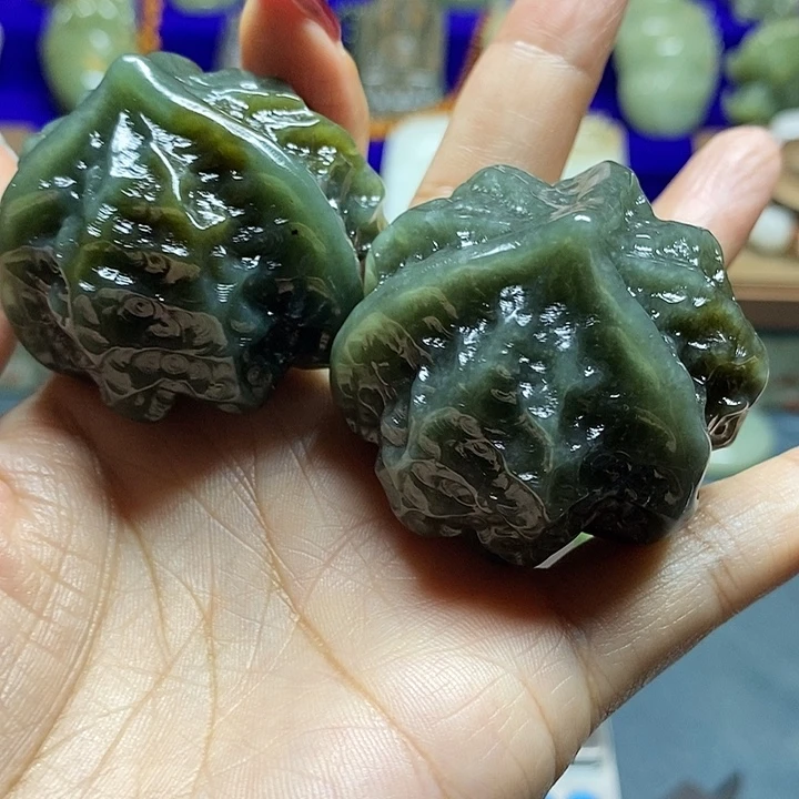 未镶嵌和田玉挂件