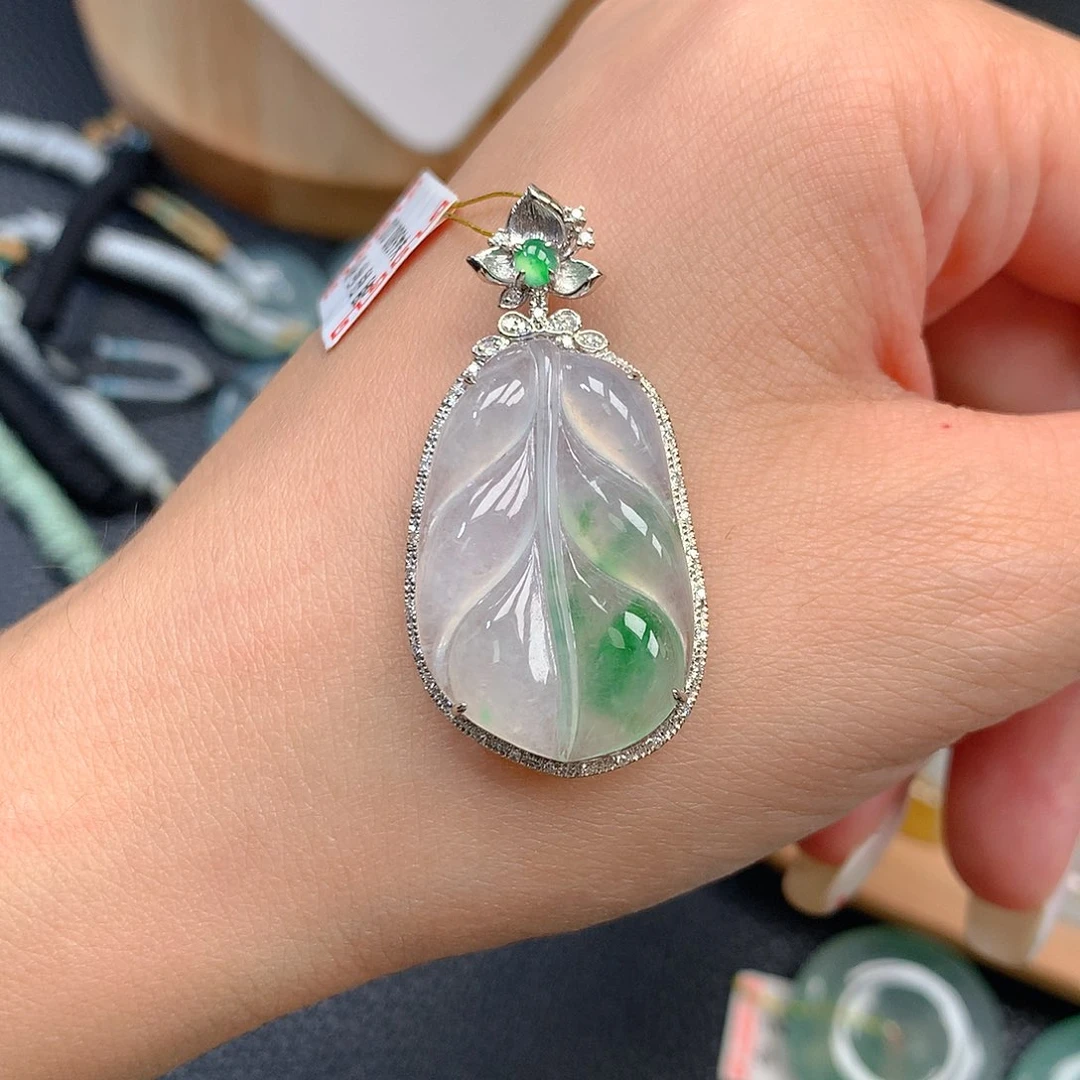 吊坠(不含链)18K金镶嵌翡翠翡翠