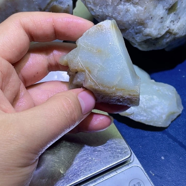 和田玉未镶嵌珠宝半成品