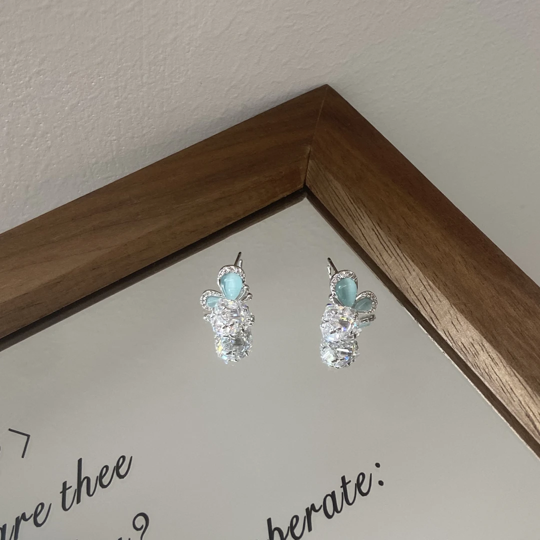 铜合金锆石耳饰 银针 海岛薄荷 绣球花 蝴蝶高级感耳钉E4190