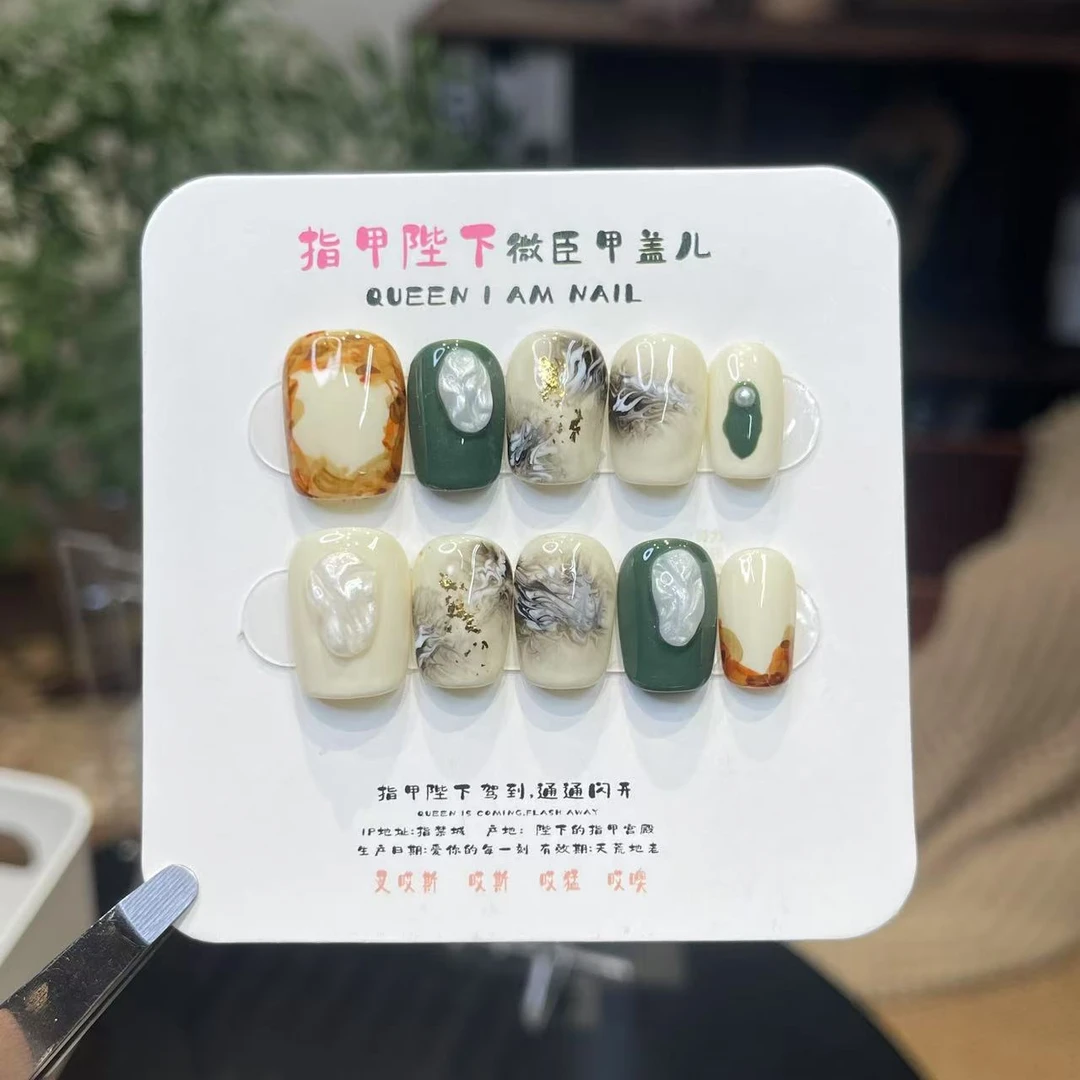 乞力马扎罗的雪-指甲陛下纯手工穿戴甲带钻爆闪定制高级感美甲