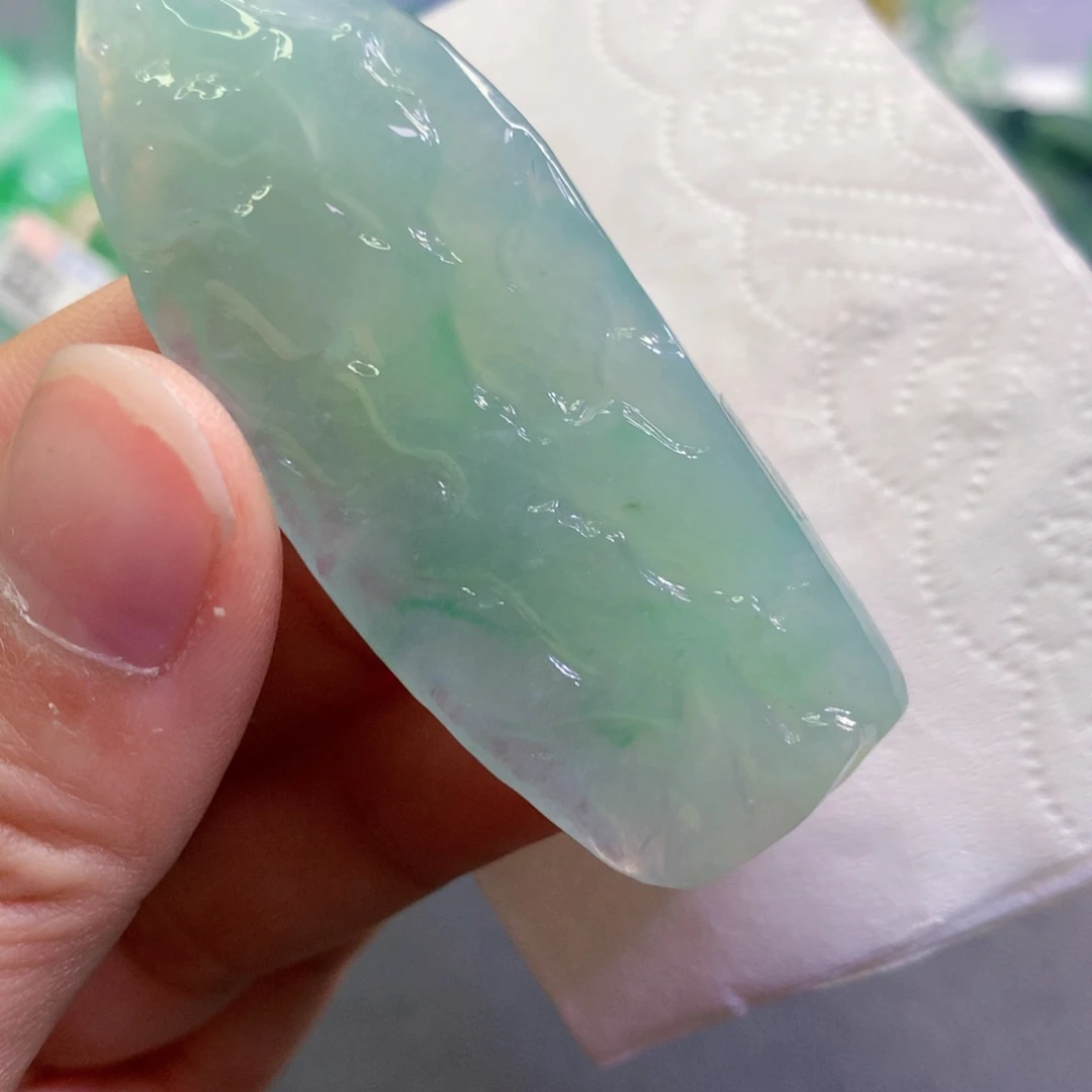 【闪购商品】翡翠吊坠(不含链)未镶嵌