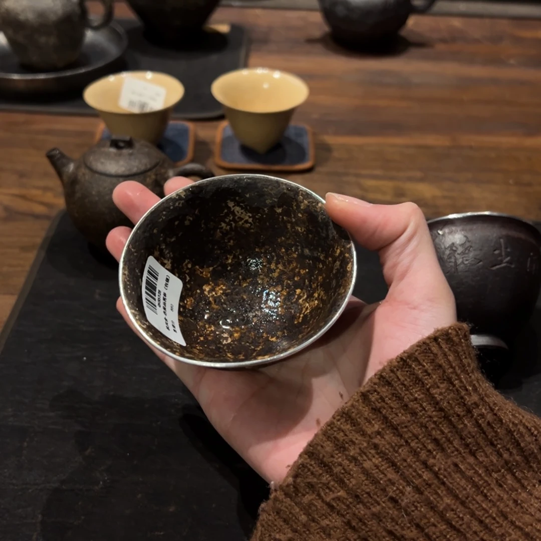 摆件@***～陶瓷。     陶瓷。