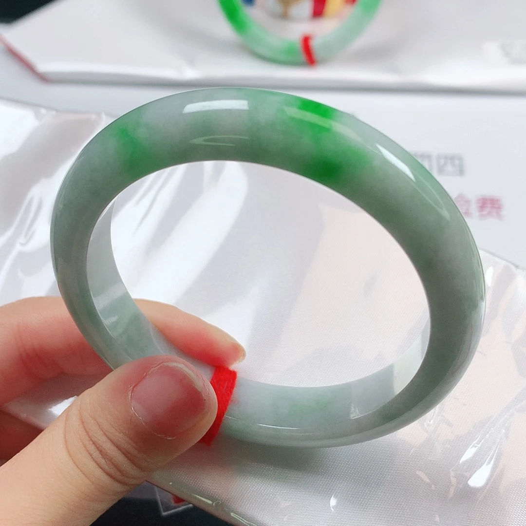 未镶嵌手镯翡翠649