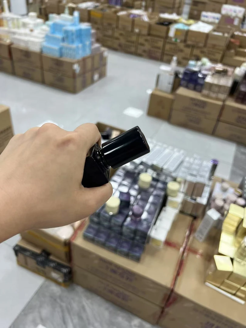 很好用的粉底液.