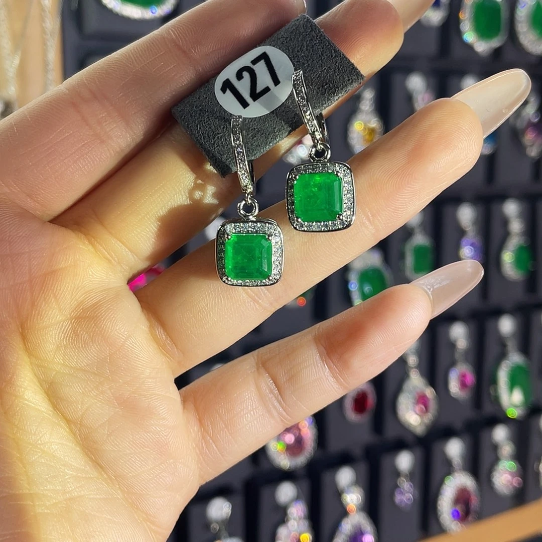 祖母绿耳饰银S925镶嵌127