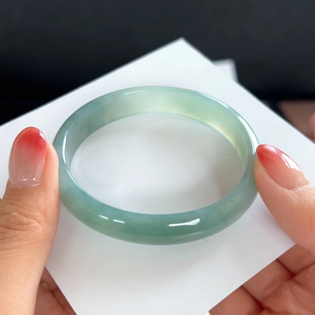 未镶嵌手镯翡翠19号 55.6贵妃