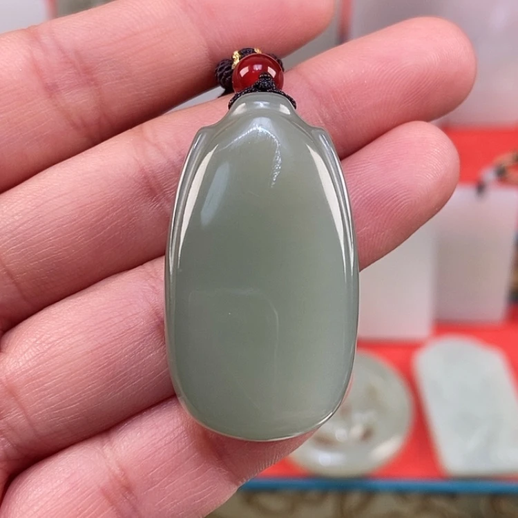 【闪购商品】颈饰未镶嵌和田玉