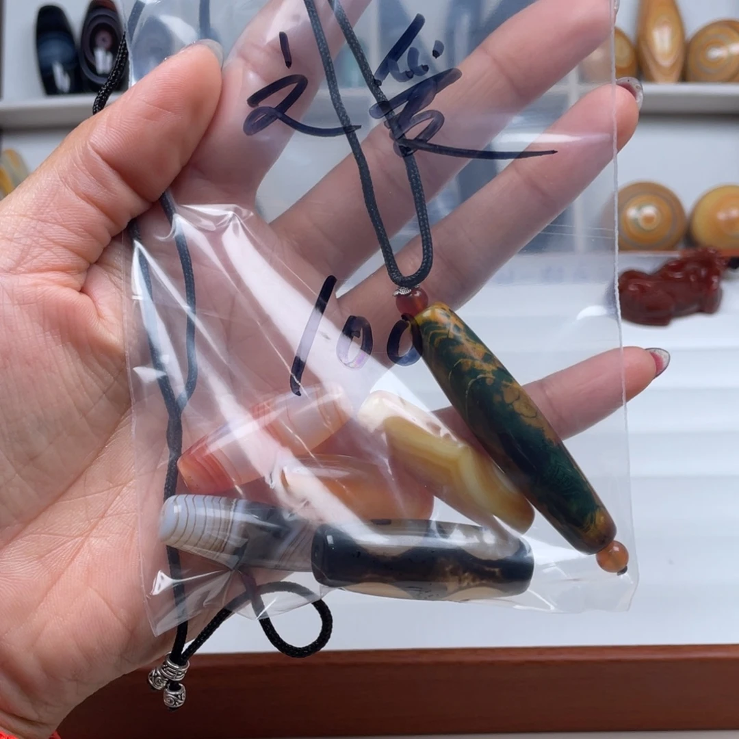 玛瑙/玉髓未镶嵌颈饰